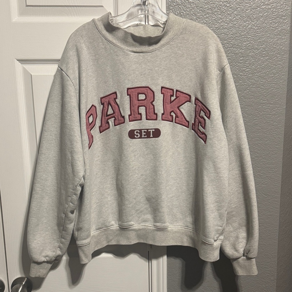 Sold - Parke Set Active Mockneck Size L/XL